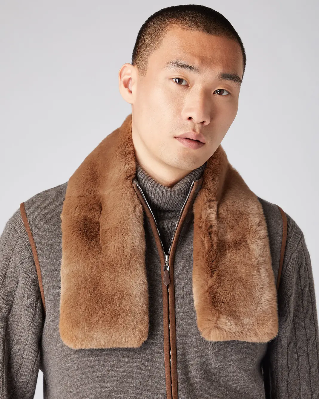 N.Peal — Unisex Fur Neckwarmer