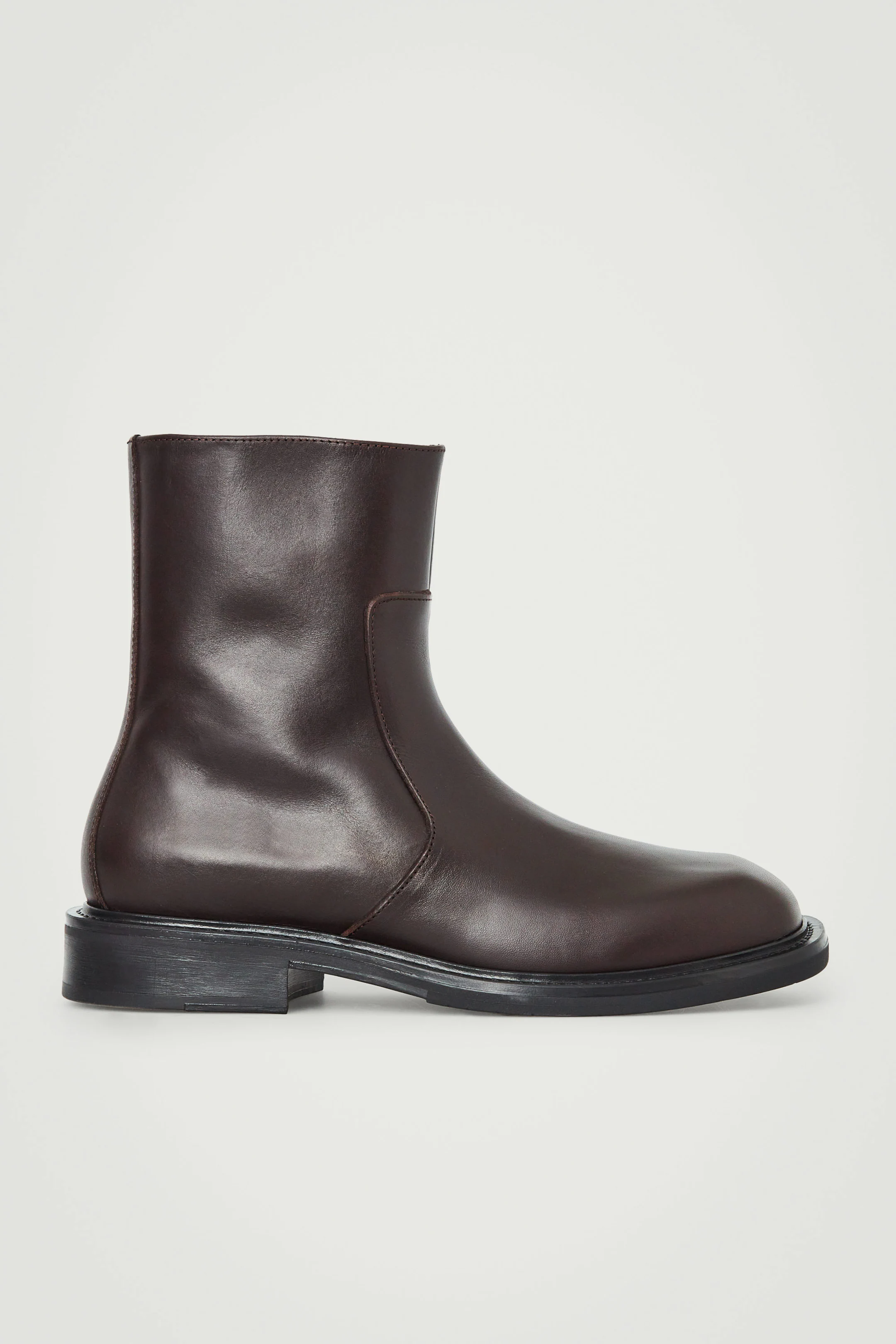 Square-Toe Leather Chelsea Boots 