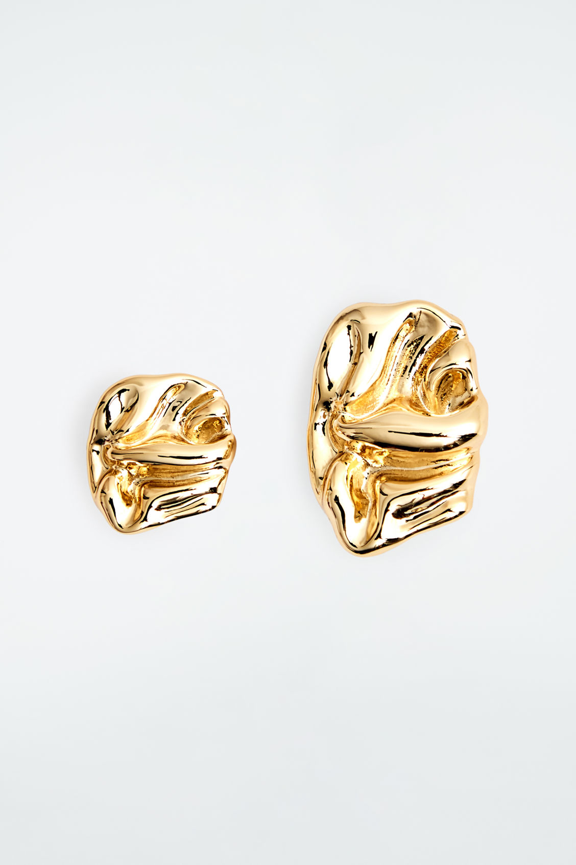 COS — Small Scrunch Mis Match Earrings